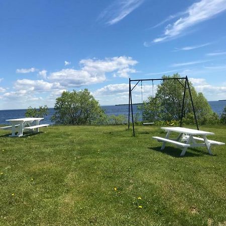 Auberge Lac St-Jean Phase 2 罗贝瓦勒 外观 照片